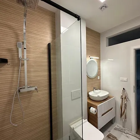 Apartamento Airport Point Apartman A